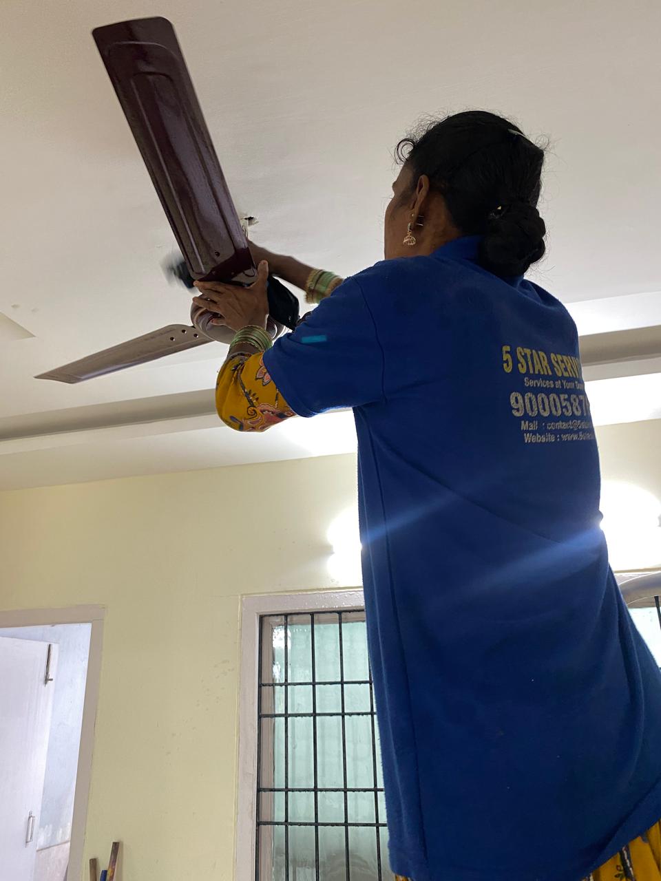 Ceiling Fan Cleaning Services